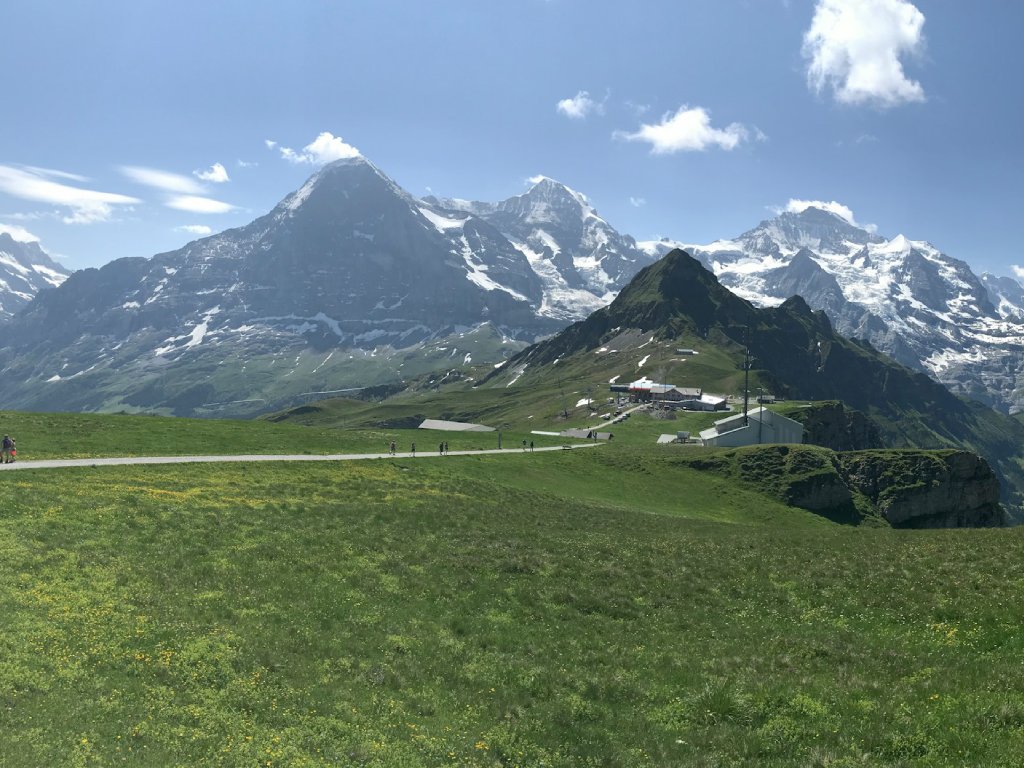 Männlichen offers fantastic views of the Eiger, Mönch and Jungfrau peaks as you climb.