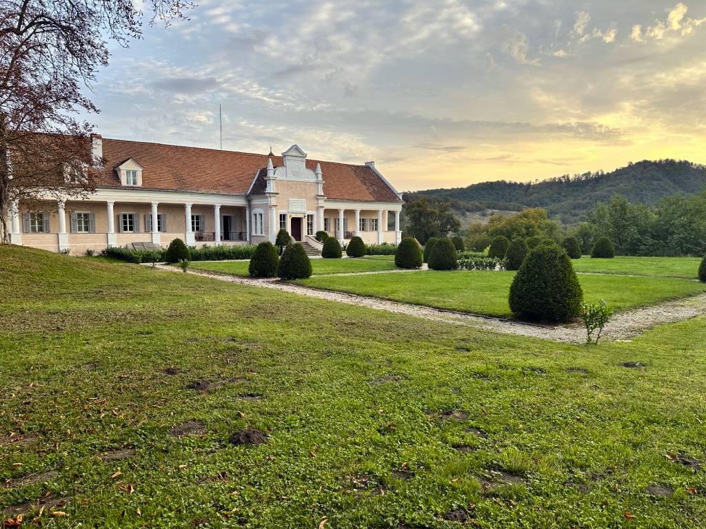 The Apafi Manor in Mălâncrav is favourite overnight stop on our tours.